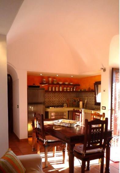 Dammuso Favarelle Da Caty Apartment Scauri  ภายนอก รูปภาพ
